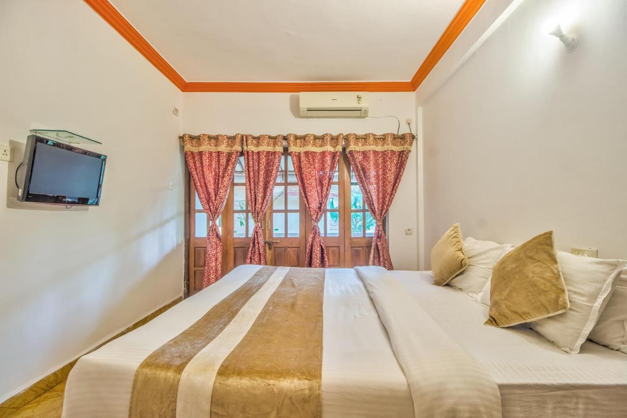 The Village Beach Resort Baga Exterior photo